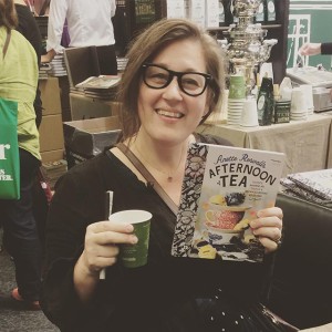 Vår favoritkakbakare Anette Rosvall signerade sin bok "Afternoon Tea".